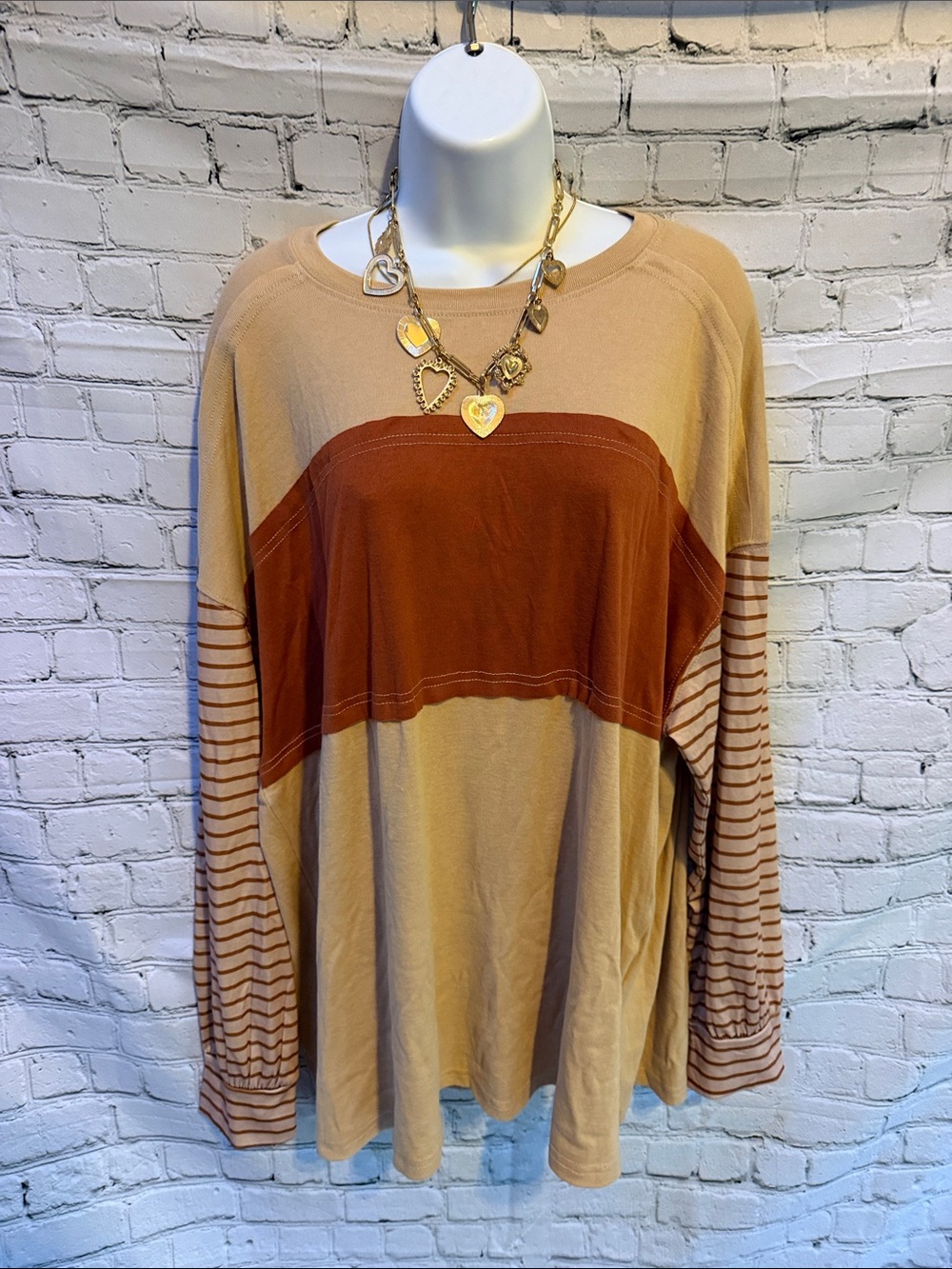 TikTok oversized colorblock long sleeve top, size XL.